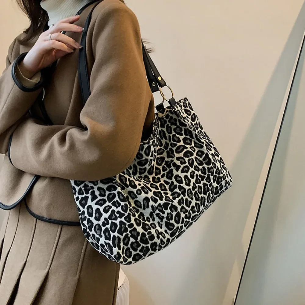 Noir Sauvage Tote