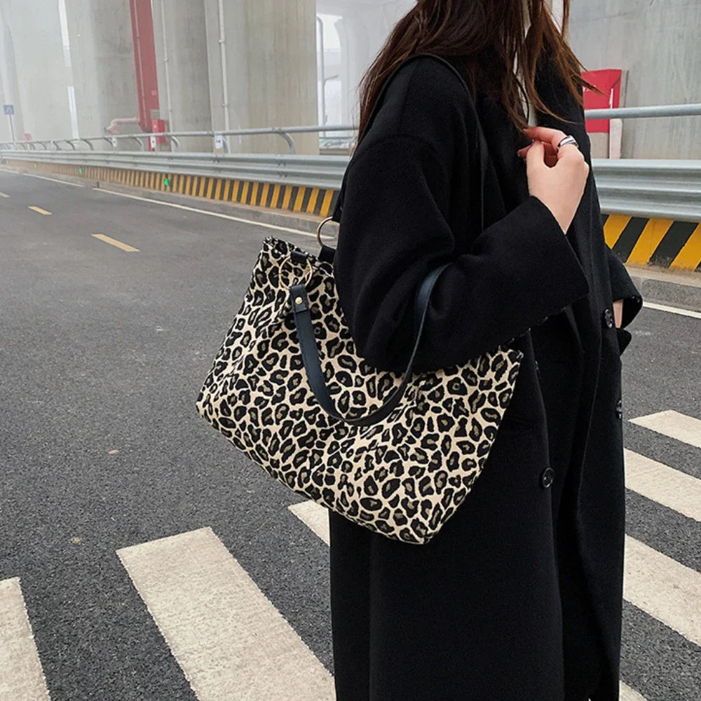 Noir Sauvage Tote