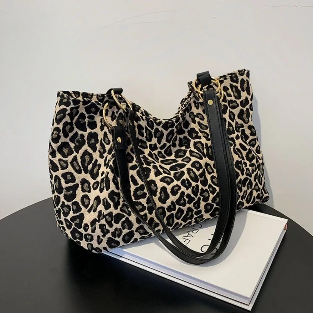 Noir Sauvage Tote